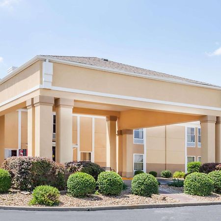Super 8 by Wyndham Evansville North Stacer Eksteriør billede