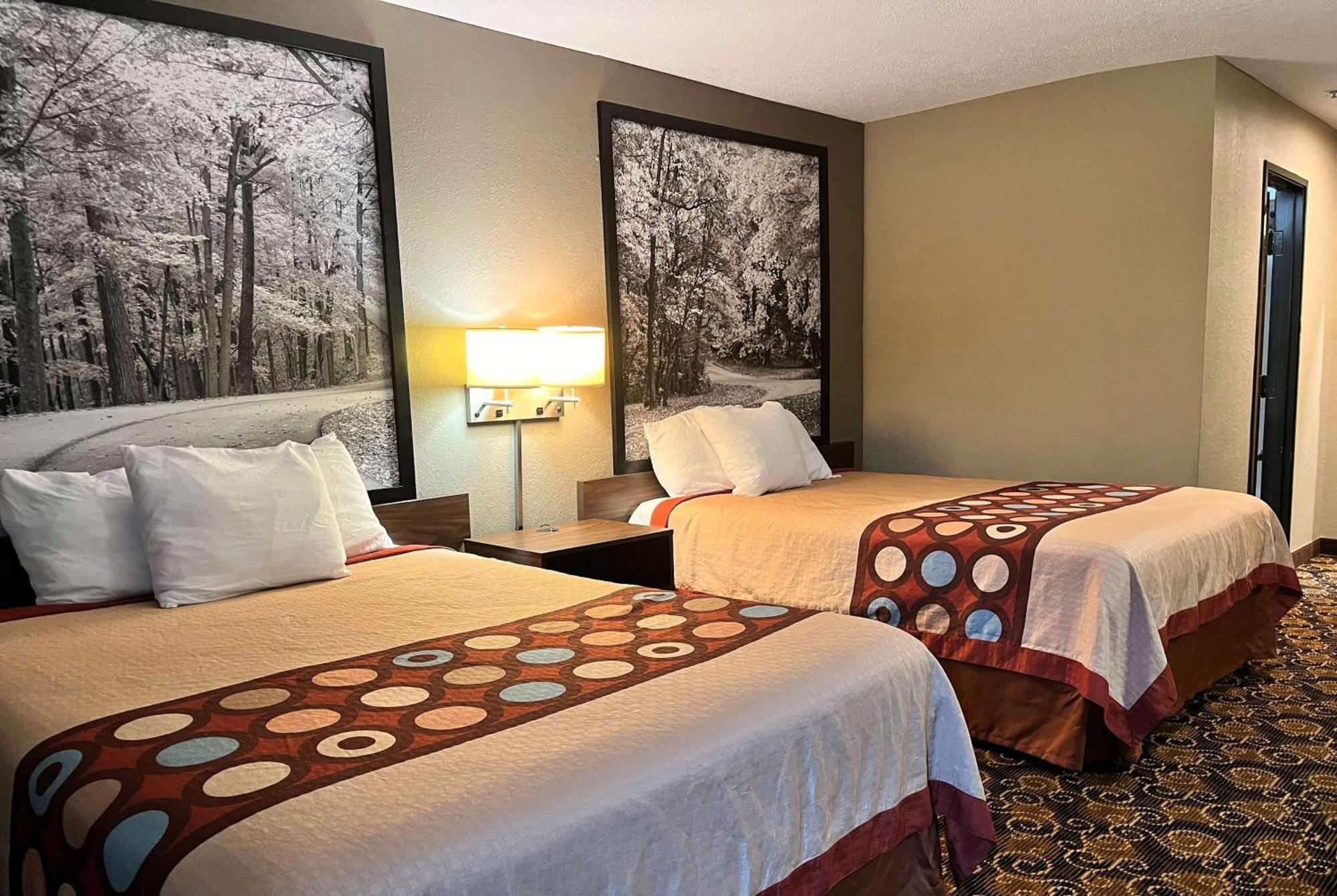 Super 8 by Wyndham Evansville North Stacer Eksteriør billede